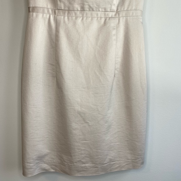 H&M Fitted Mini Dress w Belted Waist and Open Back Size 4 - Picture 5 of 14